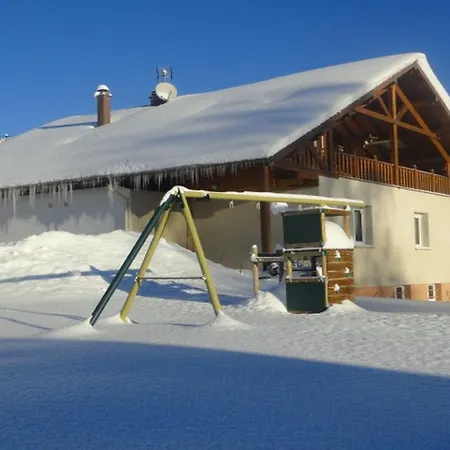Les Chantenees Guest house *